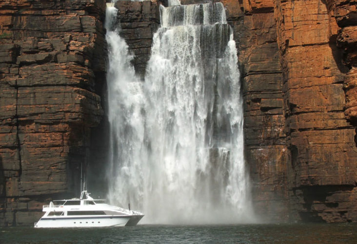 Shoreline Marine Fabrication - Boat Builder - 24m Catamaran