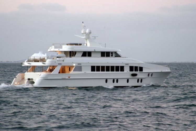 Shoreline Marine Fabrication - Boat Builder - 30m Cruising Catamaran